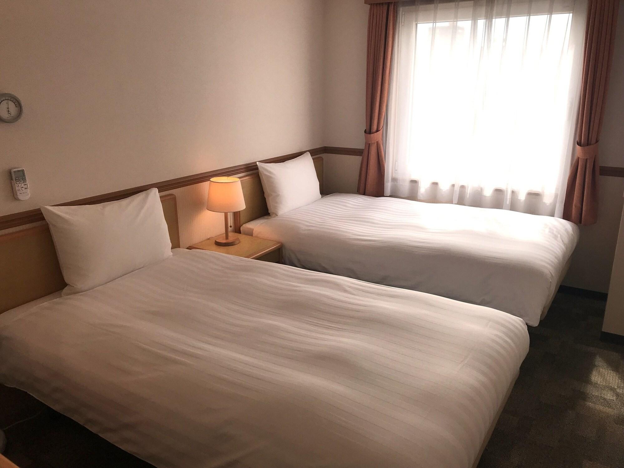 Toyoko Inn Hiroshima Heiwa-Odori Eksteriør bilde