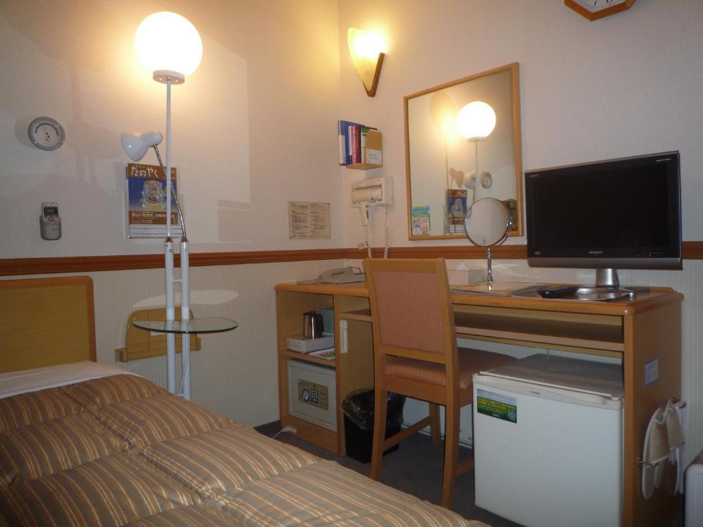 Toyoko Inn Hiroshima Heiwa-Odori Rom bilde